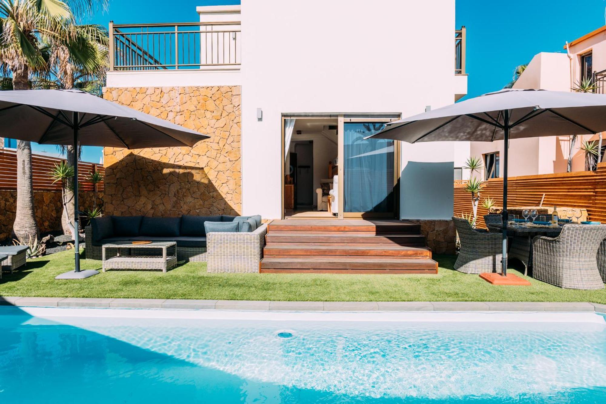 Paradise Beach House: Piscina Privada, Playa 100M コラレホ エクステリア 写真