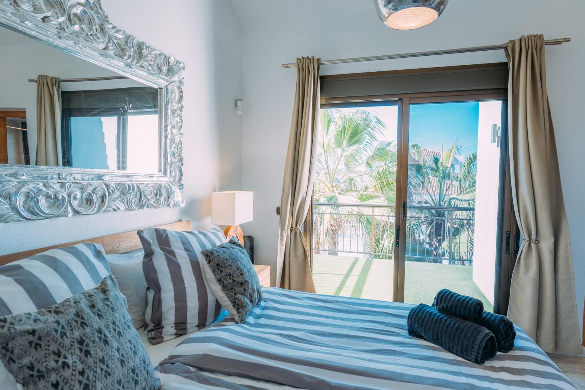 Paradise Beach House: Piscina Privada, Playa 100M コラレホ エクステリア 写真